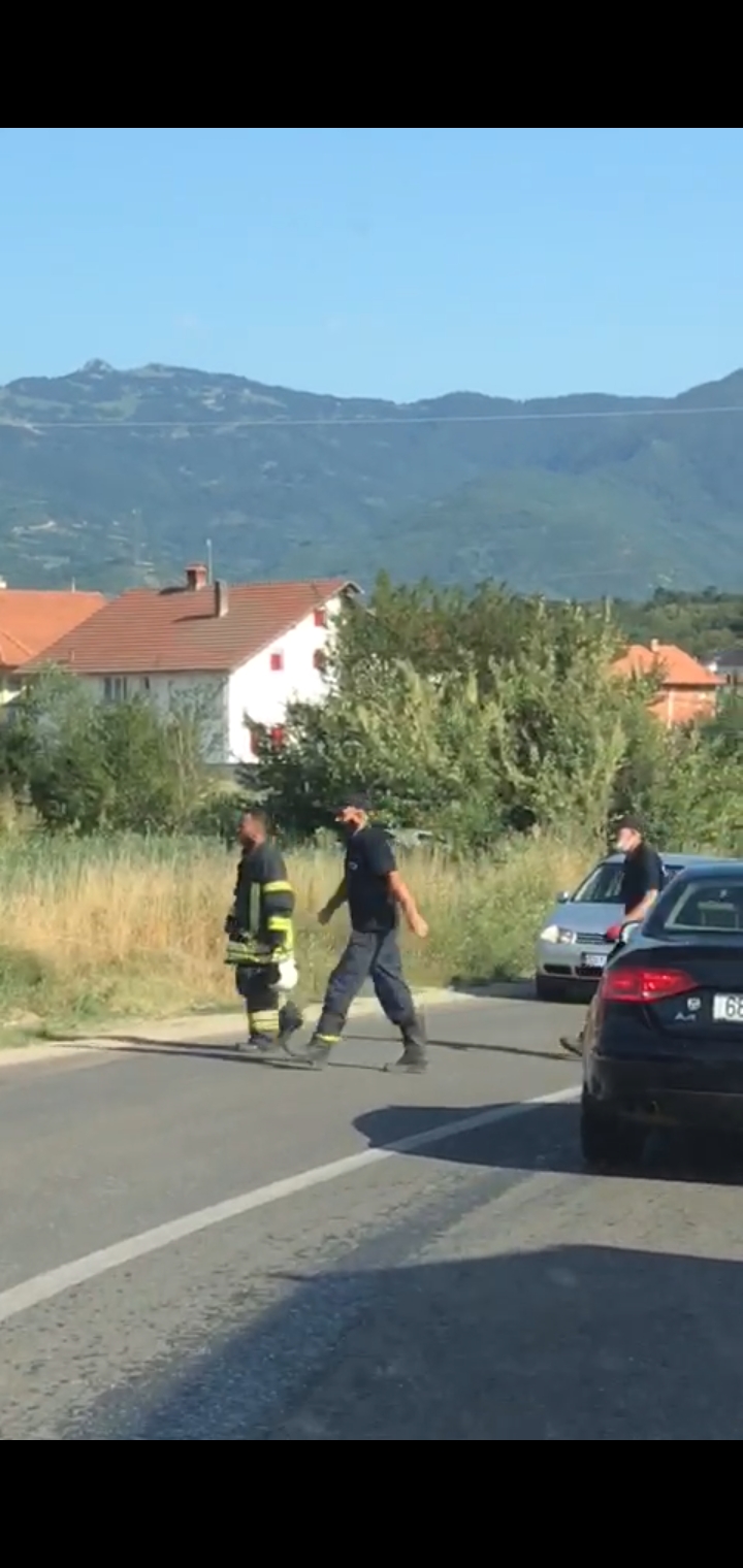 Vetaksident në hyrje të fshatit Sopijë (VIDEO)