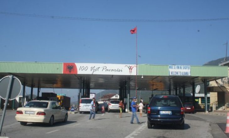 Vaki kosovare: E infektuara me Covid tenton të kalojë kufirin për të shkuar në Shqipëri